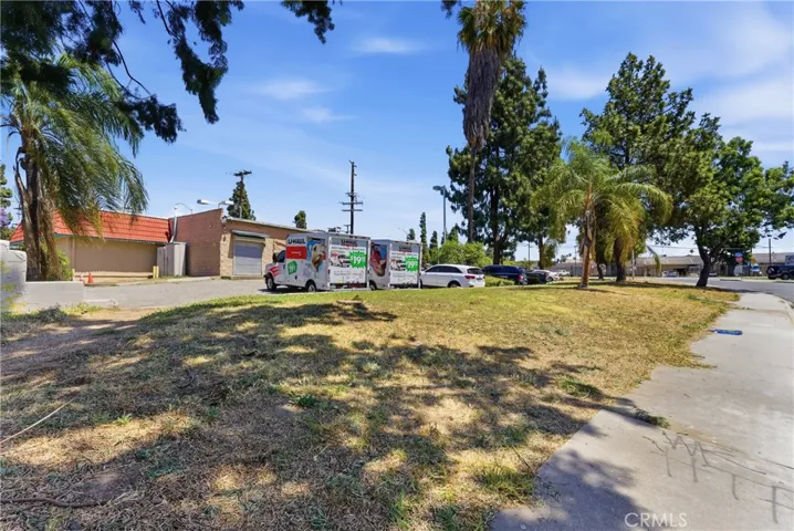 2400 Valley, Pomona, California 91768