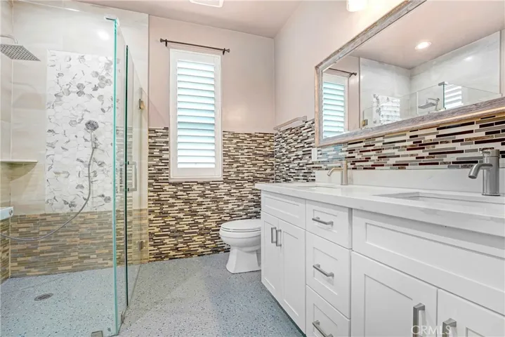 221 S New A, Monterey Park, California 91755