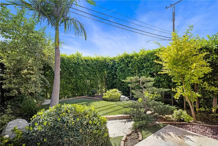 221 S New A, Monterey Park, California 91755
