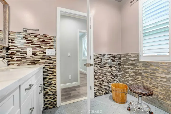 221 S New A, Monterey Park, California 91755