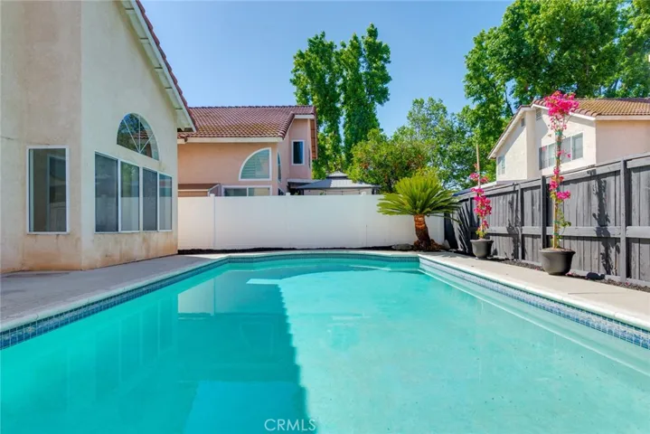 3682 N Pole, Riverside, California 92503