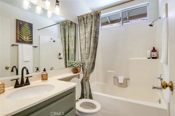 3682 N Pole, Riverside, California 92503