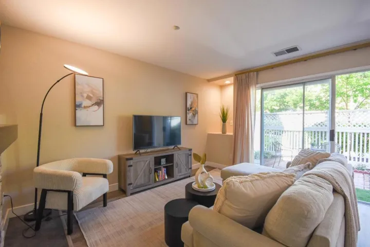 6993 Rodling Drive C, San Jose, California 95138