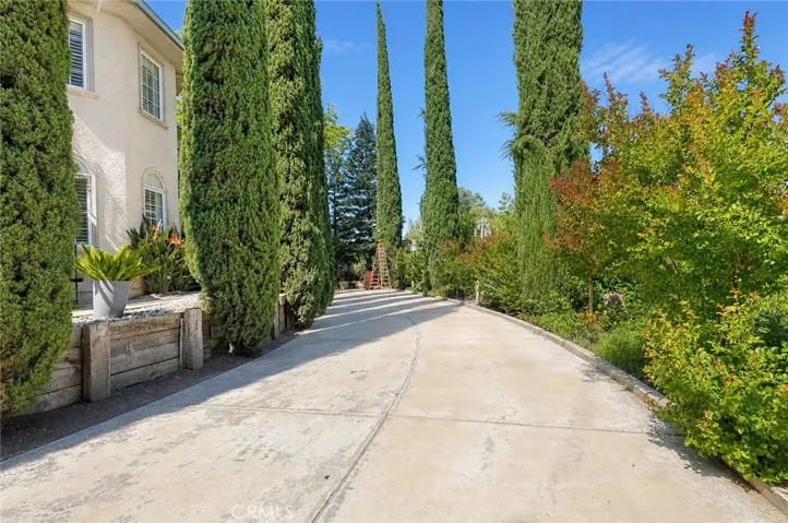 Driveway all the way around.