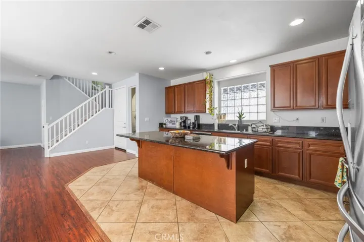 14554 Rochester, Chino, California 91710