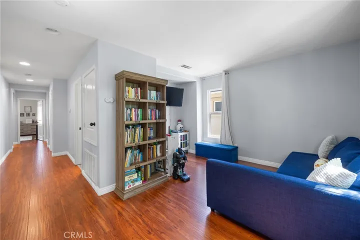 14554 Rochester, Chino, California 91710