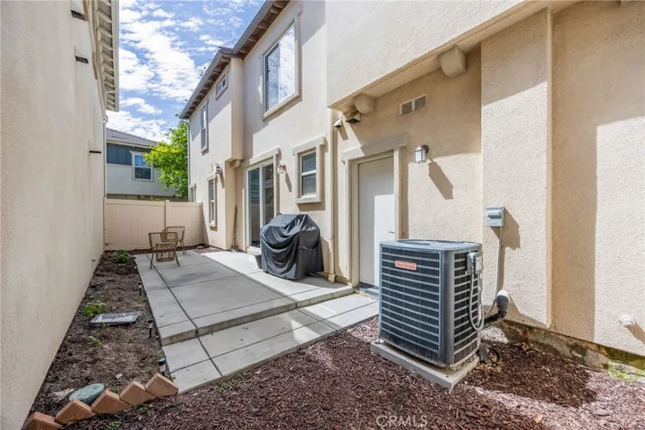 14554 Rochester, Chino, California 91710