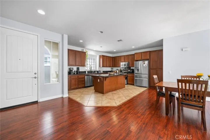 14554 Rochester, Chino, California 91710