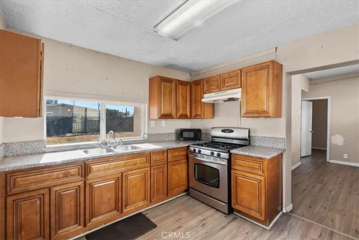 893 E 5th, Beaumont, California 92223