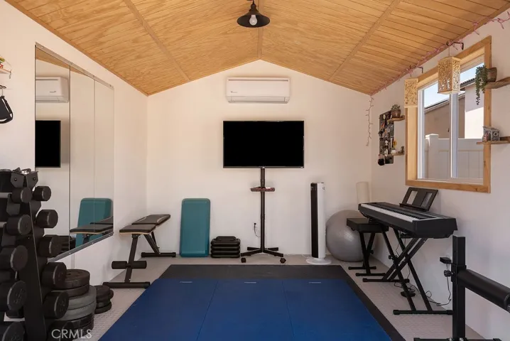 Shed used for working out!