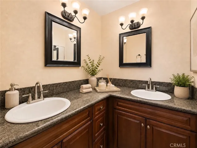Virtual image of the bathroom sinks