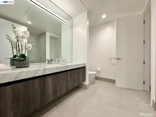 1 Bristol 302, San Francisco, California 94130