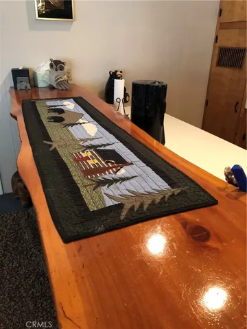 Breakfast bar