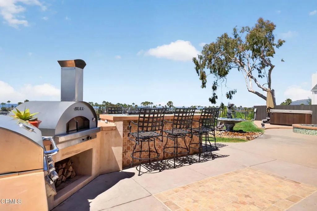 72-web-or-mls-UpmarketMedia-2180Vis-052