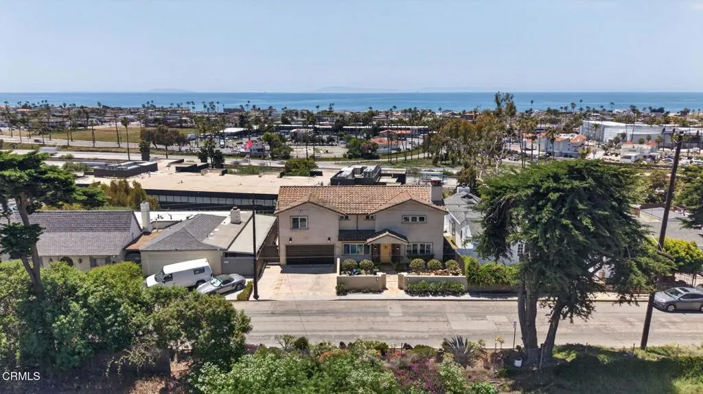 84-web-or-mls-UpmarketMedia-2180Vis-aer-