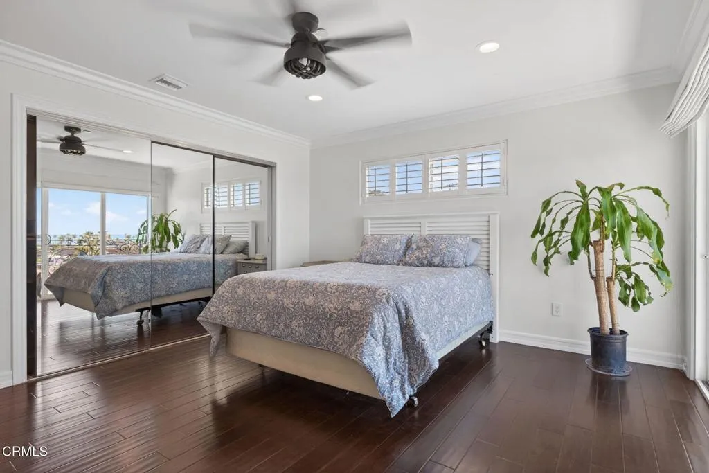 54-web-or-mls-UpmarketMedia-2180Vis-143