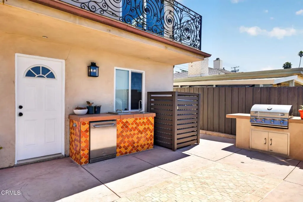 74-web-or-mls-UpmarketMedia-2180Vis-058