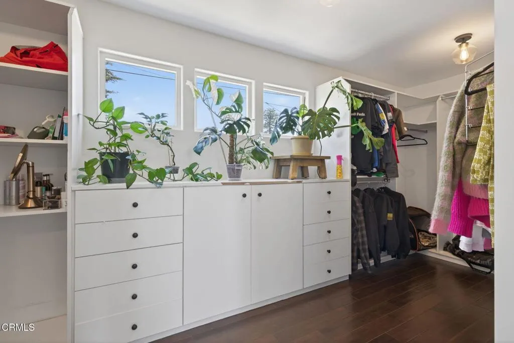 49-web-or-mls-UpmarketMedia-2180Vis-205
