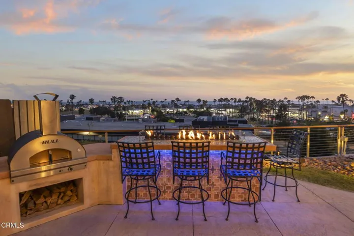 10-web-or-mls-UpmarketMedia-2180Vis-twi-