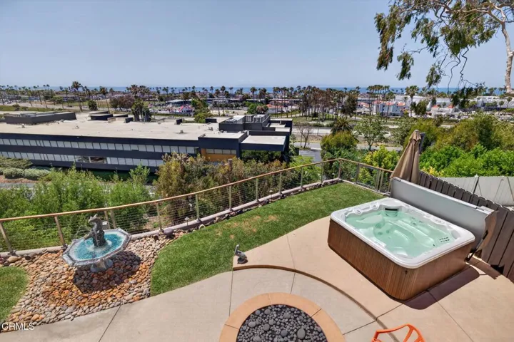 52-web-or-mls-UpmarketMedia-2180Vis-215