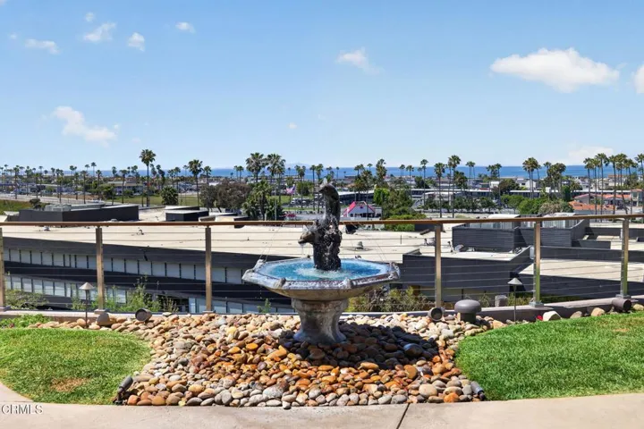 76-web-or-mls-UpmarketMedia-2180Vis-066