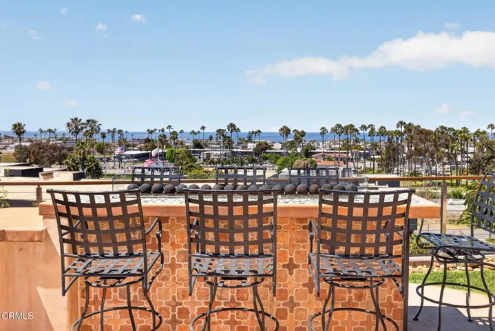 75-web-or-mls-UpmarketMedia-2180Vis-061