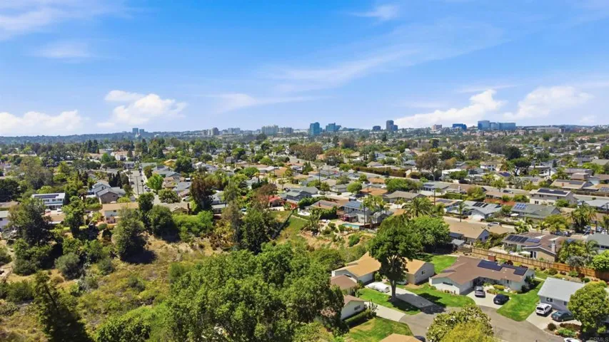 6064 Erlanger, San Diego, California 92122
