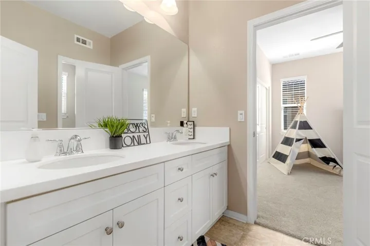 29705 Far Shore, Menifee, California 92585