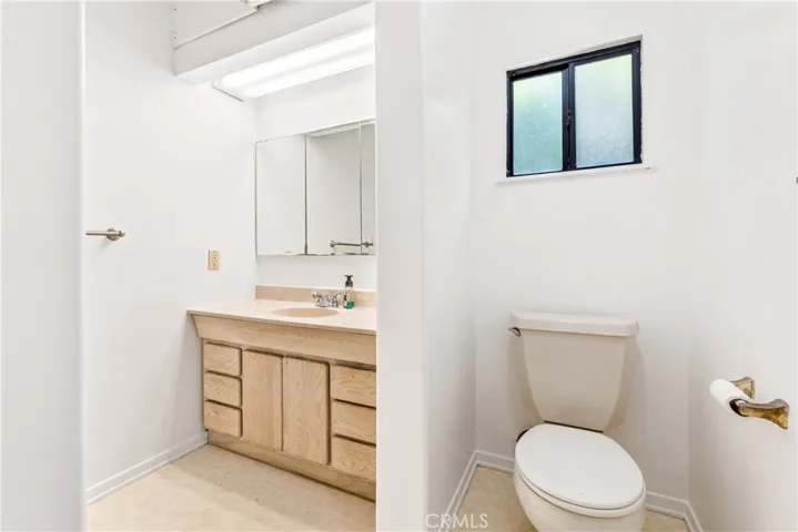Full bathroom in mother in law suite