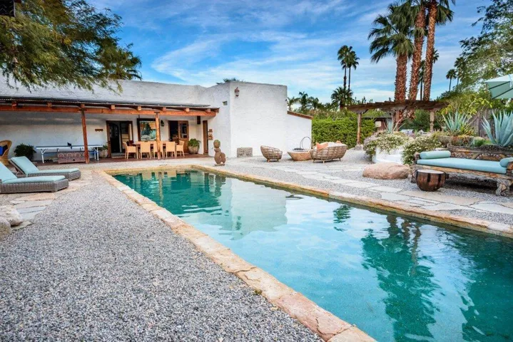 SA - 13.jpg-pool facing covered patio