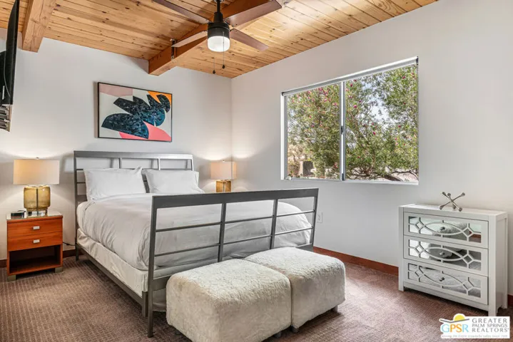 1327 E San Lucas Road, Palm Springs, California 92264