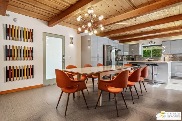 1327 E San Lucas Road, Palm Springs, California 92264