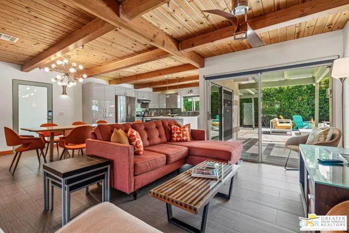 1327 E San Lucas Road, Palm Springs, California 92264