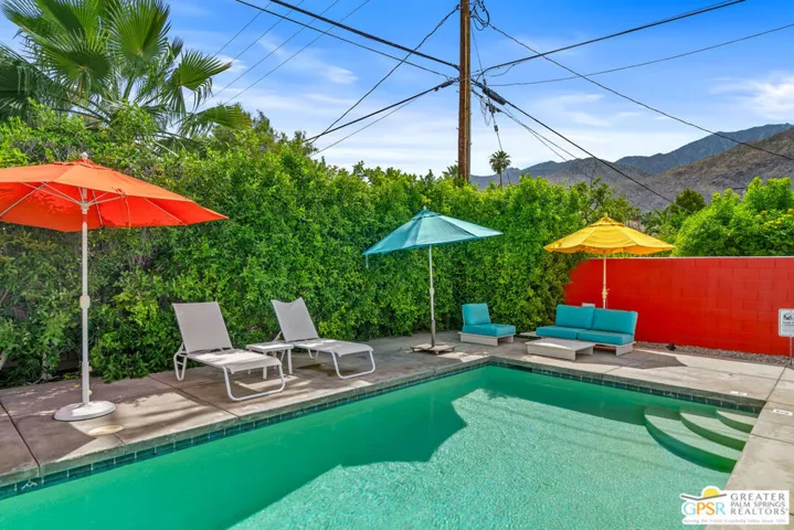 1327 E San Lucas Road, Palm Springs, California 92264