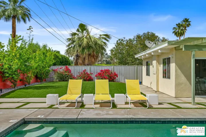 1327 E San Lucas Road, Palm Springs, California 92264