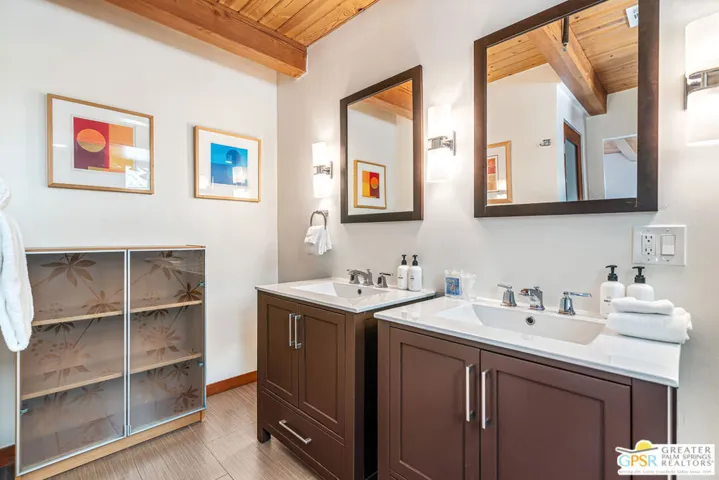 1327 E San Lucas Road, Palm Springs, California 92264