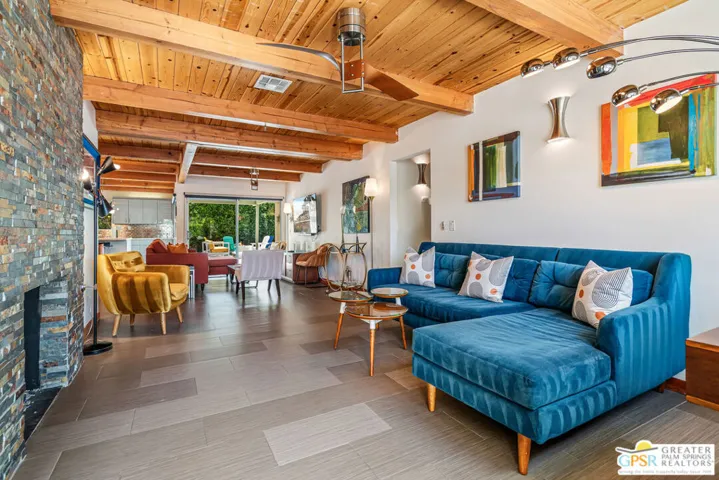 1327 E San Lucas Road, Palm Springs, California 92264