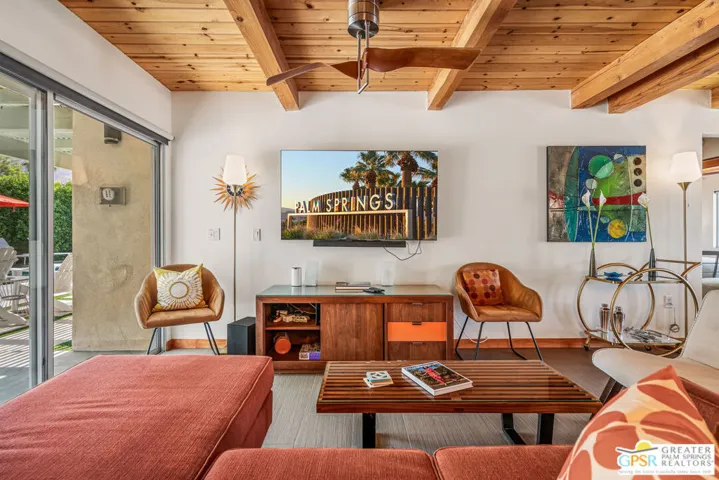1327 E San Lucas Road, Palm Springs, California 92264
