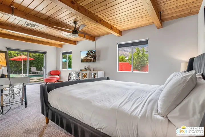 1327 E San Lucas Road, Palm Springs, California 92264