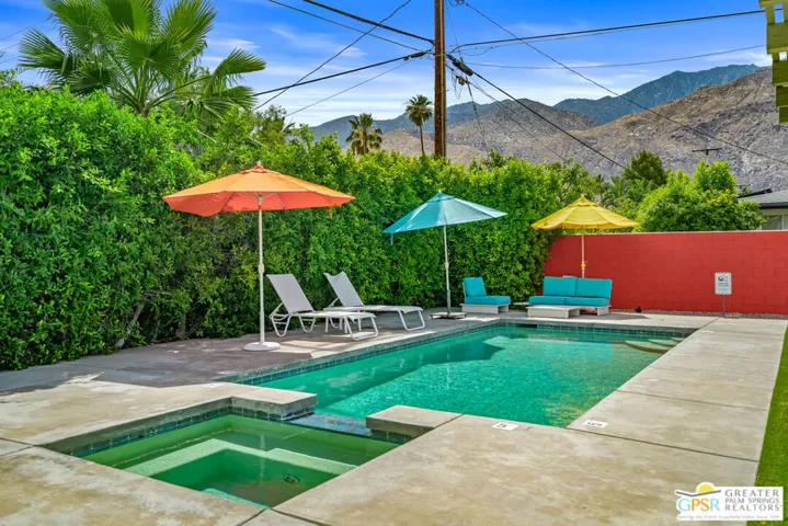 1327 E San Lucas Road, Palm Springs, California 92264