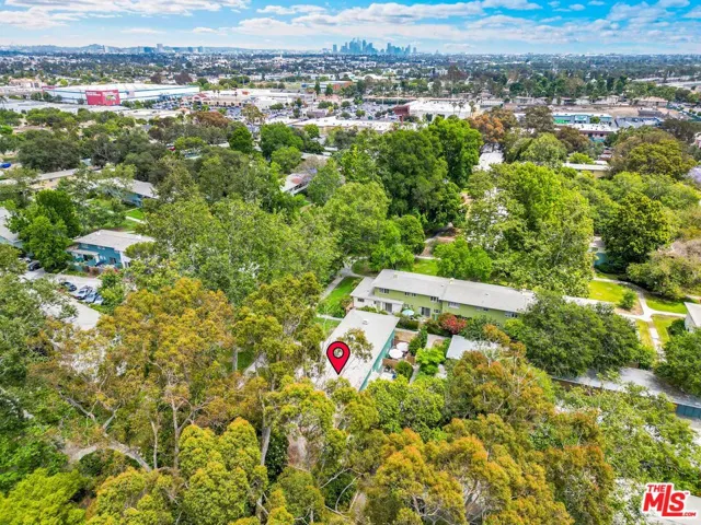 5226 Village Green, Los Angeles, California 90016