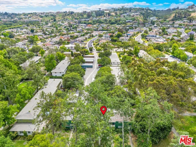 5226 Village Green, Los Angeles, California 90016