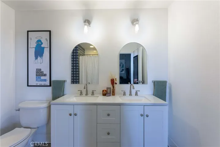 New double sink vanity