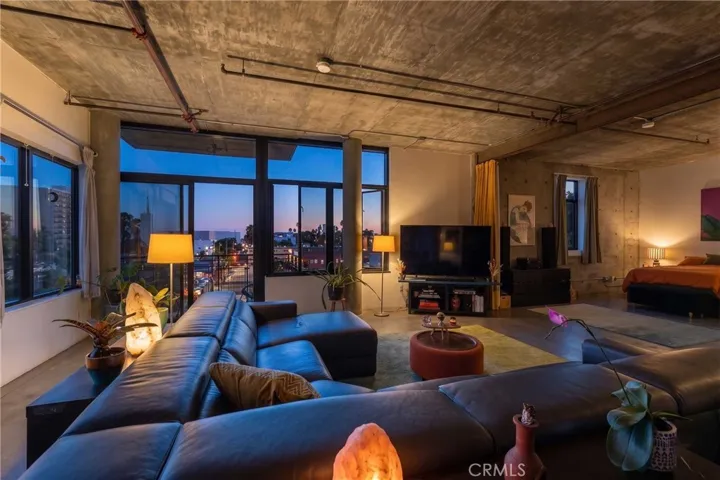 Twlight in #419 of the Temple Lofts