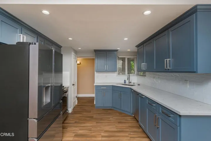 14_kitchen_2