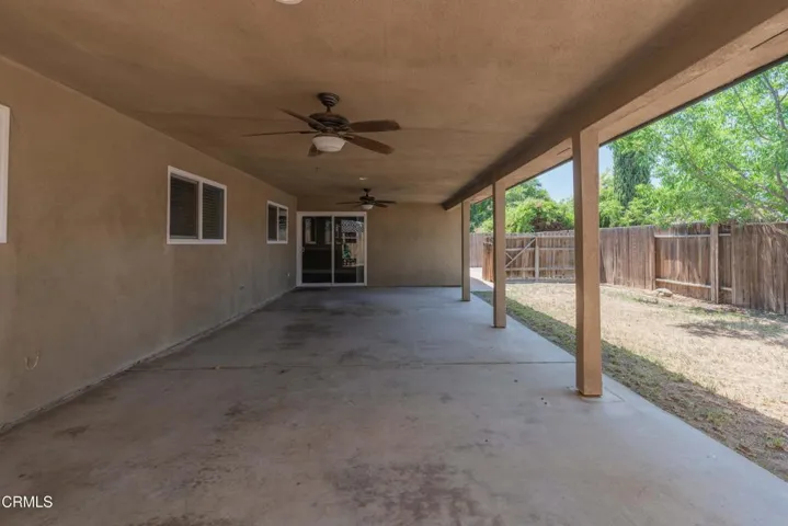 28_back_exterior_2