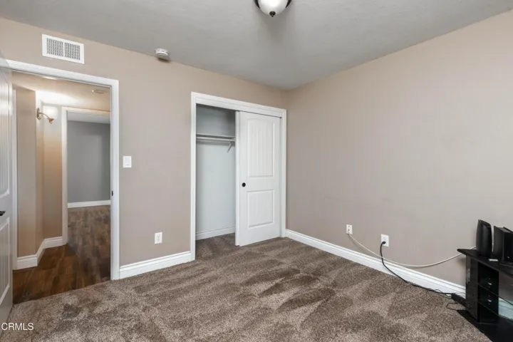 20_bedroom_4