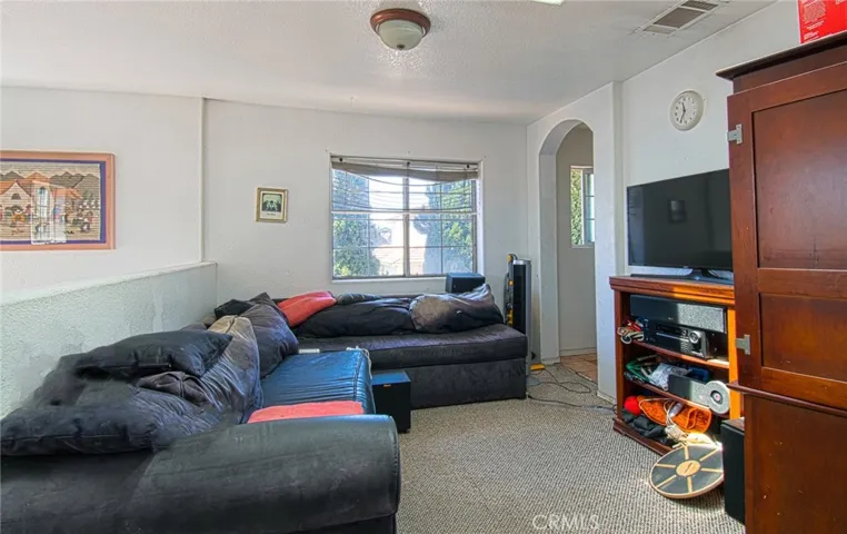 2094 Orange Avenue, Costa Mesa, California 92627