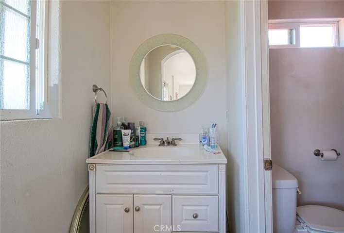 2094 Orange Avenue, Costa Mesa, California 92627