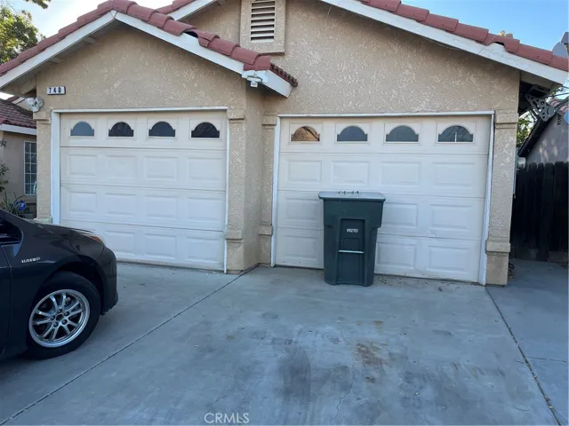 740 Hazelhurst, Coalinga, California 93210